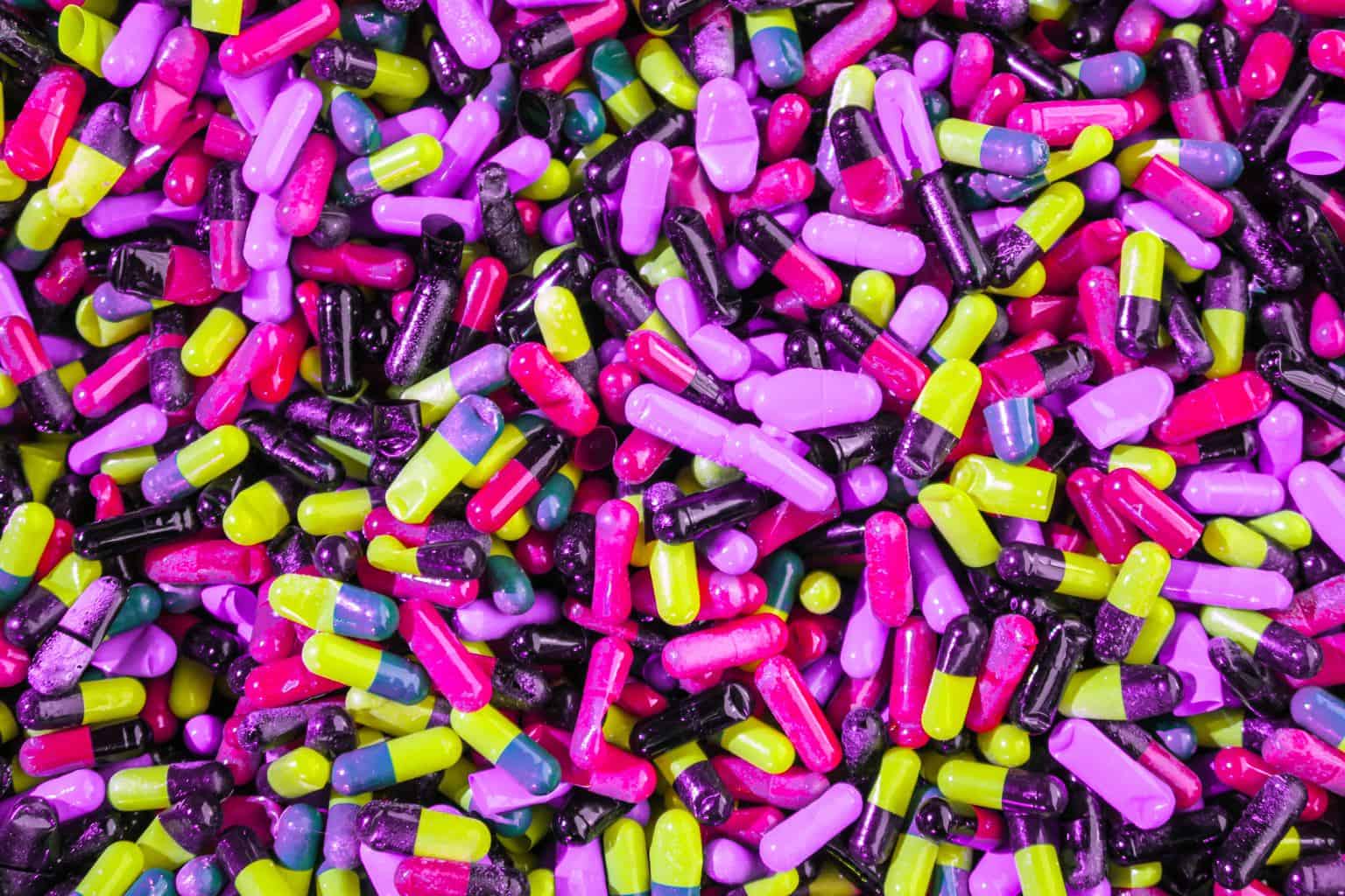 illustration of supplement pills