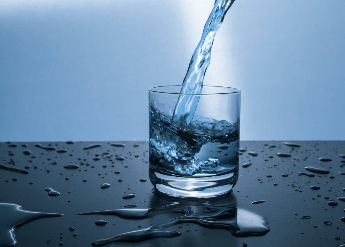 How Drinking More Water Can Aid Weight Loss