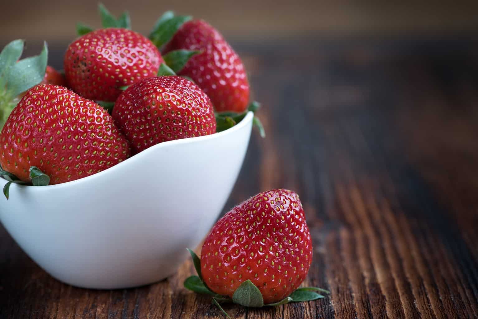 Strawberries for the Win: Weight Loss Benefits of the Rose-Red Fruit